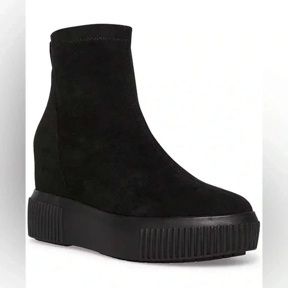 STEVE MADDEN
Women's Freshly Wedge Sock Booties